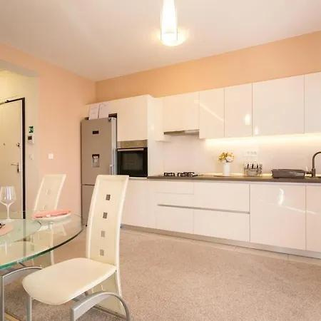 Apartment Sara - Free Parking For 2 Cars Zagabria Esterno foto