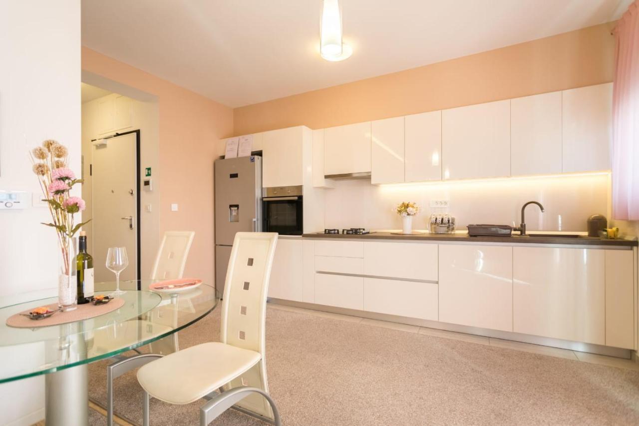 Sara - Free Parking For 2 Cars Apartment Zagreb