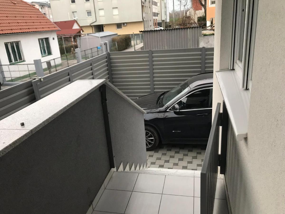 Sara - Free Parking For 2 Cars Apartment